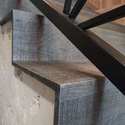 Stairs system made of natural wood by Jawor Parkiet 2