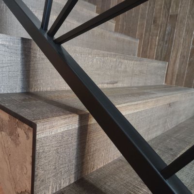 Stairs system made of natural wood by Jawor Parkiet 6